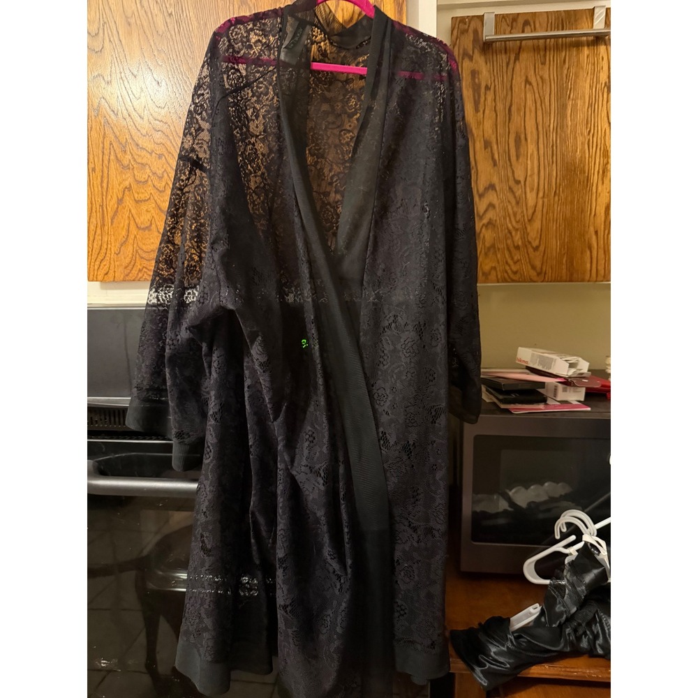 Adore Me‎ Black Floral Lace Robe Sheer Lingerie Kimono Intimate Sleepwear
